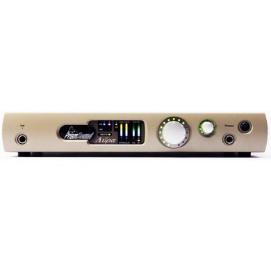 LYRA I 2 IN2 OUT USB2 1 PREAMP/DI